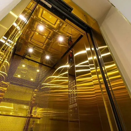 в аркадии с террасой и прямым видом на море Apartman