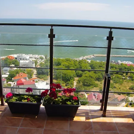 в аркадии с террасой и прямым видом на море Odessa