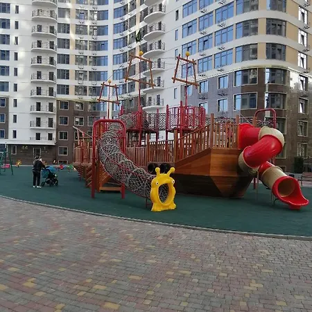 Apartman в аркадии с террасой и прямым видом на море