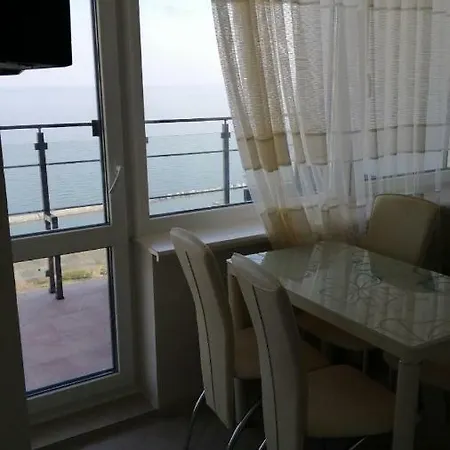 Apartment в аркадии с террасой и прямым видом на море Odesa